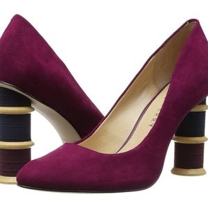 HOTTT HOLIDAY PUMPS FROM KATY PERRY